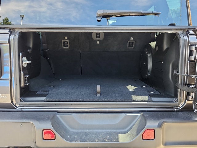2022 Jeep Wrangler Sahara 4x4