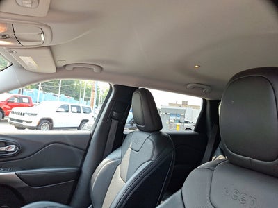 2022 Jeep Cherokee Latitude Lux 4x4