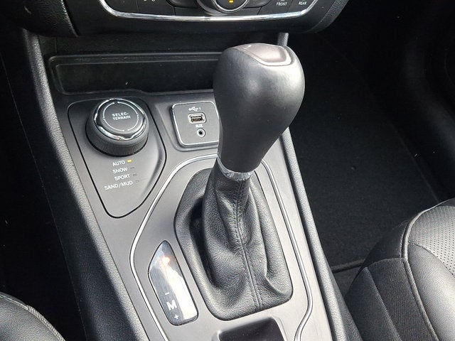 2022 Jeep Cherokee Latitude Lux 4x4