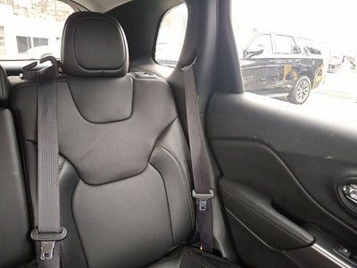 2022 Jeep Cherokee Latitude Lux 4x4