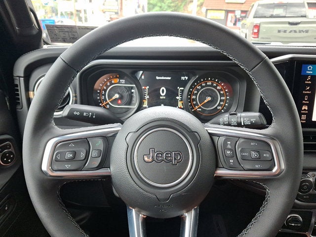 2025 Jeep Wrangler WRANGLER 4-DOOR SAHARA