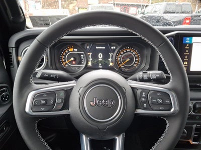 2025 Jeep Wrangler WRANGLER 4-DOOR SAHARA