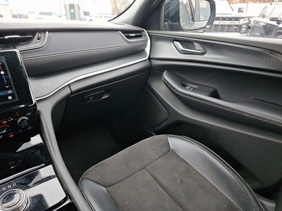 2023 Jeep Grand Cherokee Altitude 4x4