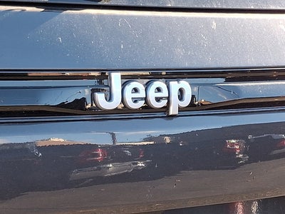 2025 Jeep Grand Cherokee GRAND CHEROKEE LAREDO X 4X4