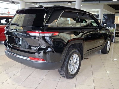 2025 Jeep Grand Cherokee GRAND CHEROKEE LAREDO X 4X4