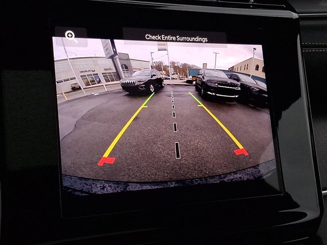 2025 Jeep Grand Cherokee Laredo X 4x4