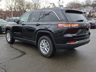 2025 Jeep Grand Cherokee Laredo X 4x4