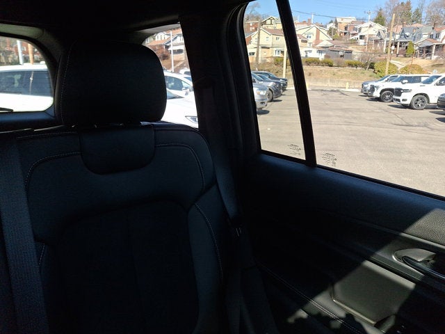 2025 Jeep Grand Cherokee Altitude X 4x4