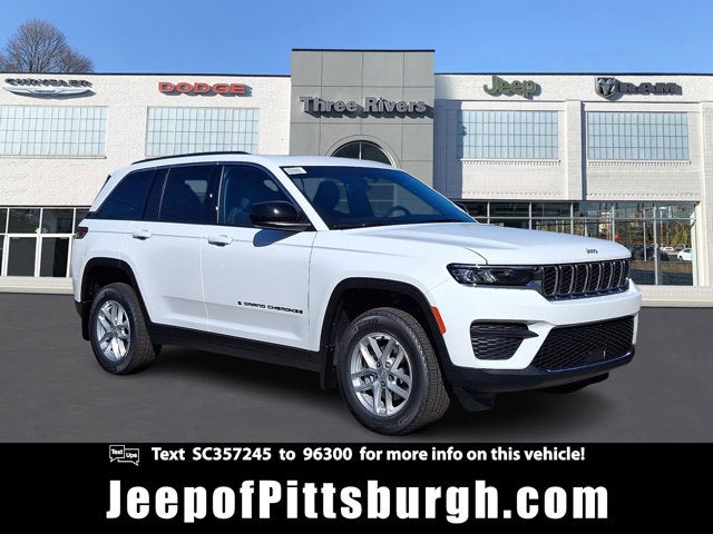 2025 Jeep Grand Cherokee GRAND CHEROKEE LAREDO X 4X4