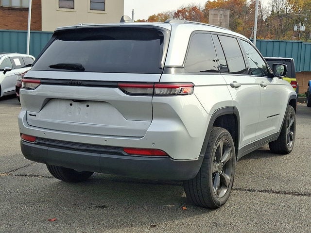2023 Jeep Grand Cherokee Altitude X 4x4