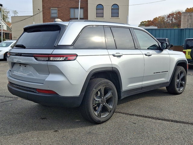 2023 Jeep Grand Cherokee Altitude X 4x4