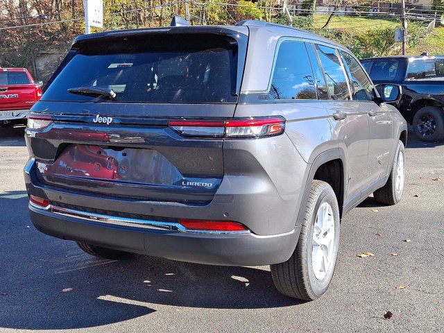 2025 Jeep Grand Cherokee GRAND CHEROKEE LAREDO X 4X4