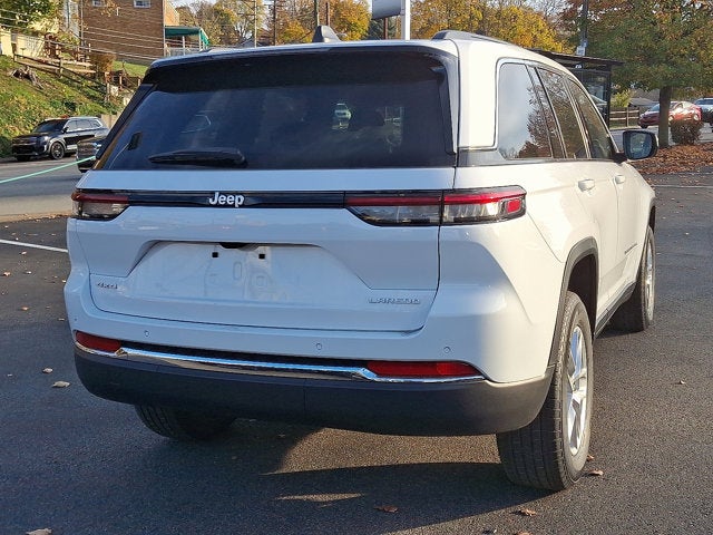 2025 Jeep Grand Cherokee GRAND CHEROKEE LAREDO X 4X4