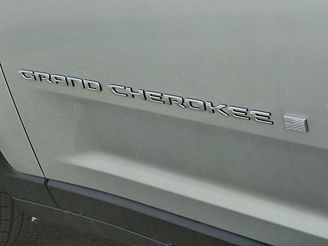 2025 Jeep Grand Cherokee GRAND CHEROKEE LAREDO X 4X4