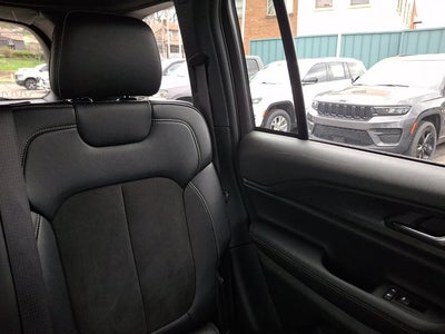 2023 Jeep Grand Cherokee Altitude 4x4