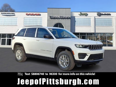 2025 Jeep Grand Cherokee GRAND CHEROKEE LAREDO X 4X4