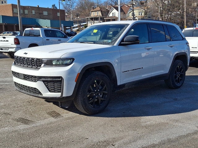 2026 Jeep Grand Cherokee GRAND CHEROKEE LAREDO ALTITUDE 4X4