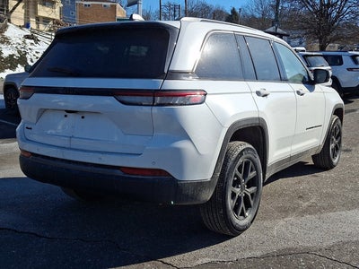 2026 Jeep Grand Cherokee GRAND CHEROKEE LAREDO ALTITUDE 4X4