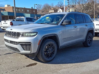 2026 Jeep Grand Cherokee GRAND CHEROKEE LAREDO ALTITUDE 4X4