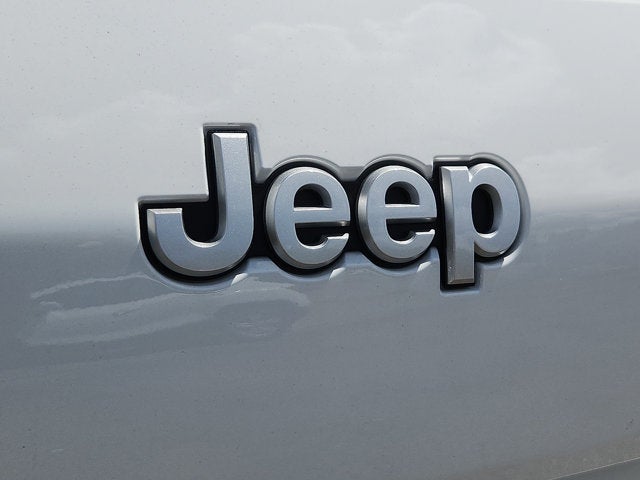 2026 Jeep Grand Cherokee L GRAND CHEROKEE L LAREDO X 4X4