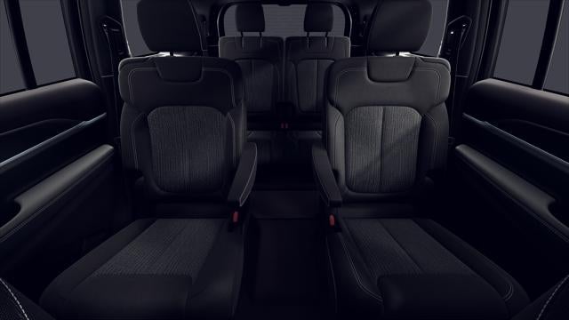 2026 Jeep Grand Cherokee L GRAND CHEROKEE L LAREDO X 4X4