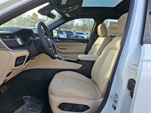 2025 Jeep Grand Cherokee L GRAND CHEROKEE L LIMITED 4X4