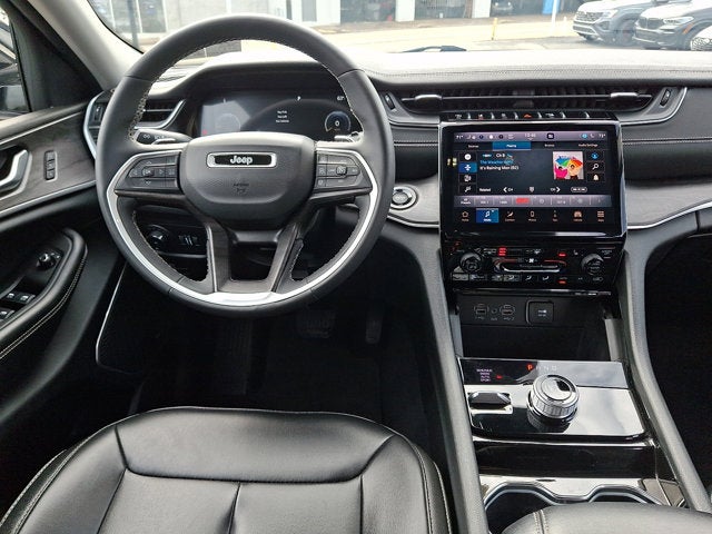 2023 Jeep Grand Cherokee L Limited 4x4