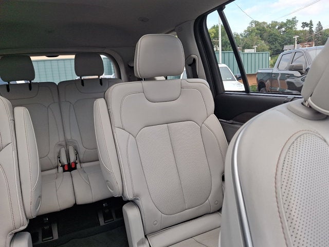 2023 Jeep Grand Cherokee L Overland 4x4