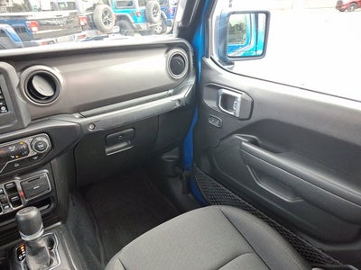 2022 Jeep Gladiator Willys 4x4