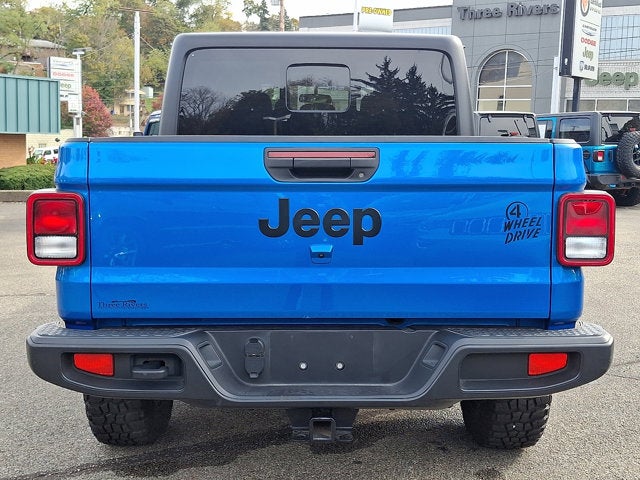 2022 Jeep Gladiator Willys 4x4