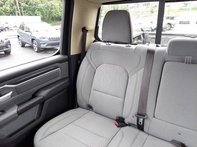 2020 RAM 1500 Big Horn Crew Cab 4x4 5'7' Box