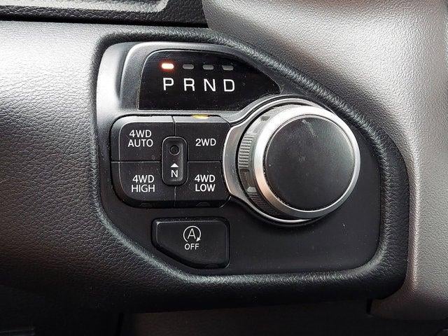 2020 RAM 1500 Big Horn Crew Cab 4x4 5'7' Box