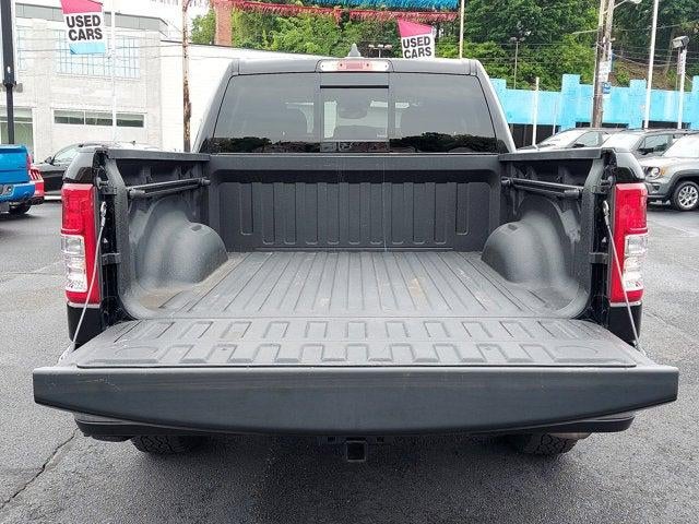 2020 RAM 1500 Big Horn Crew Cab 4x4 5'7' Box