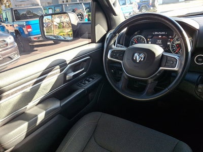 2022 RAM 1500 Big Horn Crew Cab 4x4 5'7' Box