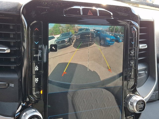 2023 RAM 1500 Big Horn Crew Cab 4x4 5'7' Box
