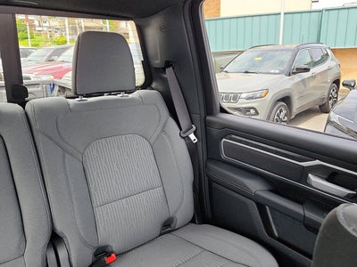 2023 RAM 1500 Big Horn Crew Cab 4x4 5'7' Box