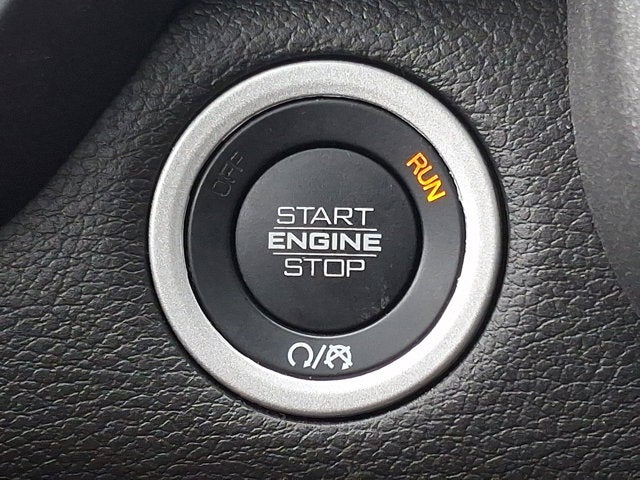 2025 RAM 1500 Tradesman Crew Cab 4x4 5'7' Box