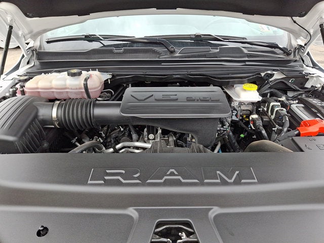 2025 RAM 1500 Tradesman Crew Cab 4x4 5'7' Box