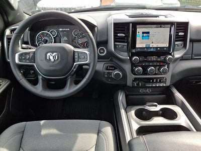 2025 RAM 1500 Big Horn Crew Cab 4x4 5'7' Box