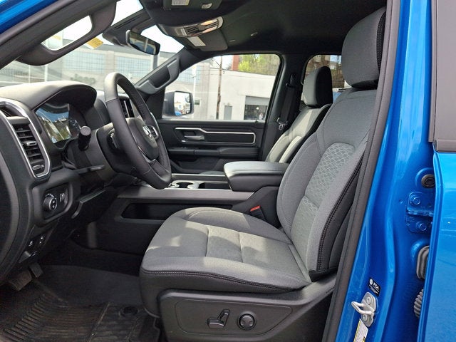 2025 RAM 1500 Big Horn Crew Cab 4x4 5'7' Box