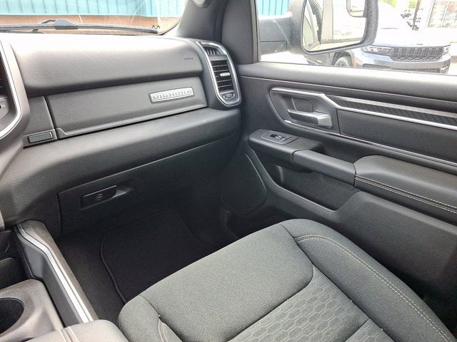 2026 RAM 1500 Big Horn Crew Cab 4x4 5'7' Box