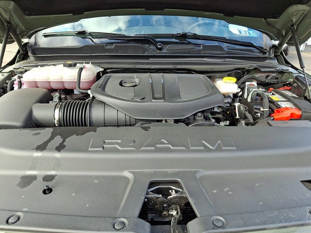 2026 RAM 1500 Big Horn Crew Cab 4x4 5'7' Box