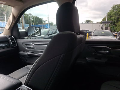 2019 RAM 1500 Big Horn/Lone Star Crew Cab 4x4 5'7' Box