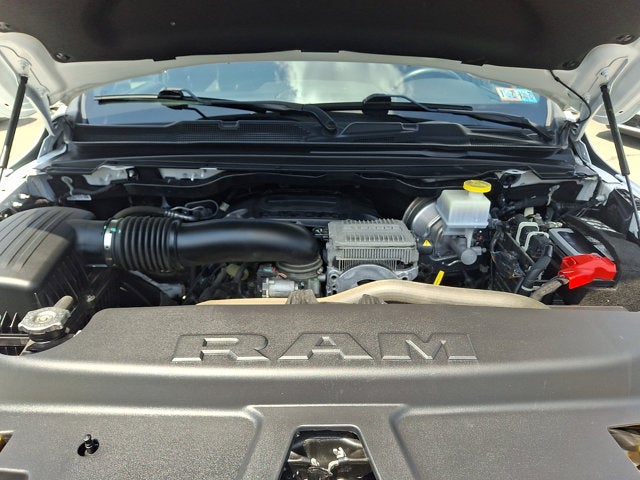 2023 RAM 1500 Big Horn Crew Cab 4x4 5'7' Box