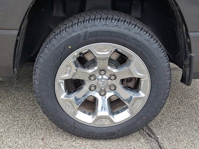 2022 RAM 1500 Big Horn Crew Cab 4x4 5'7' Box