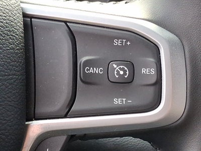 2023 RAM 1500 Big Horn Crew Cab 4x4 5'7' Box