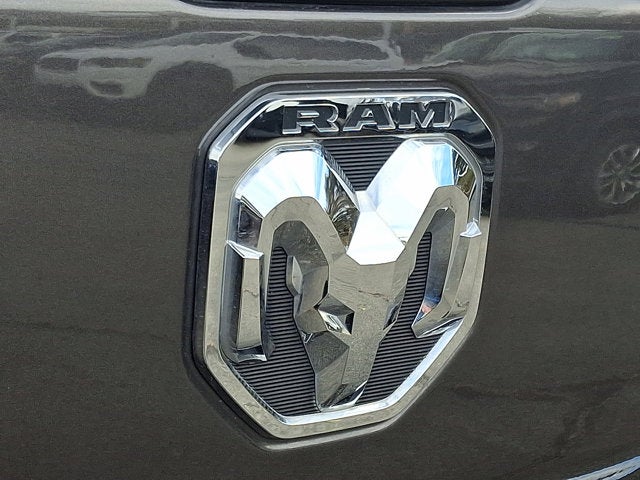 2023 RAM 1500 Big Horn Crew Cab 4x4 5'7' Box