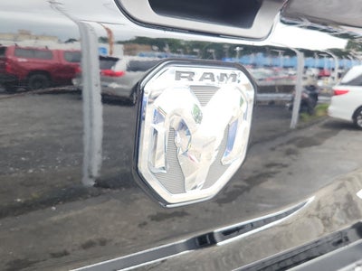 2023 RAM 1500 Big Horn Crew Cab 4x4 5'7' Box