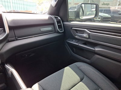 2022 RAM 1500 Big Horn Crew Cab 4x4 5'7' Box
