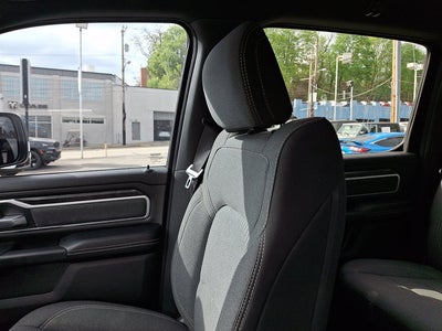 2022 RAM 1500 Big Horn Crew Cab 4x4 5'7' Box